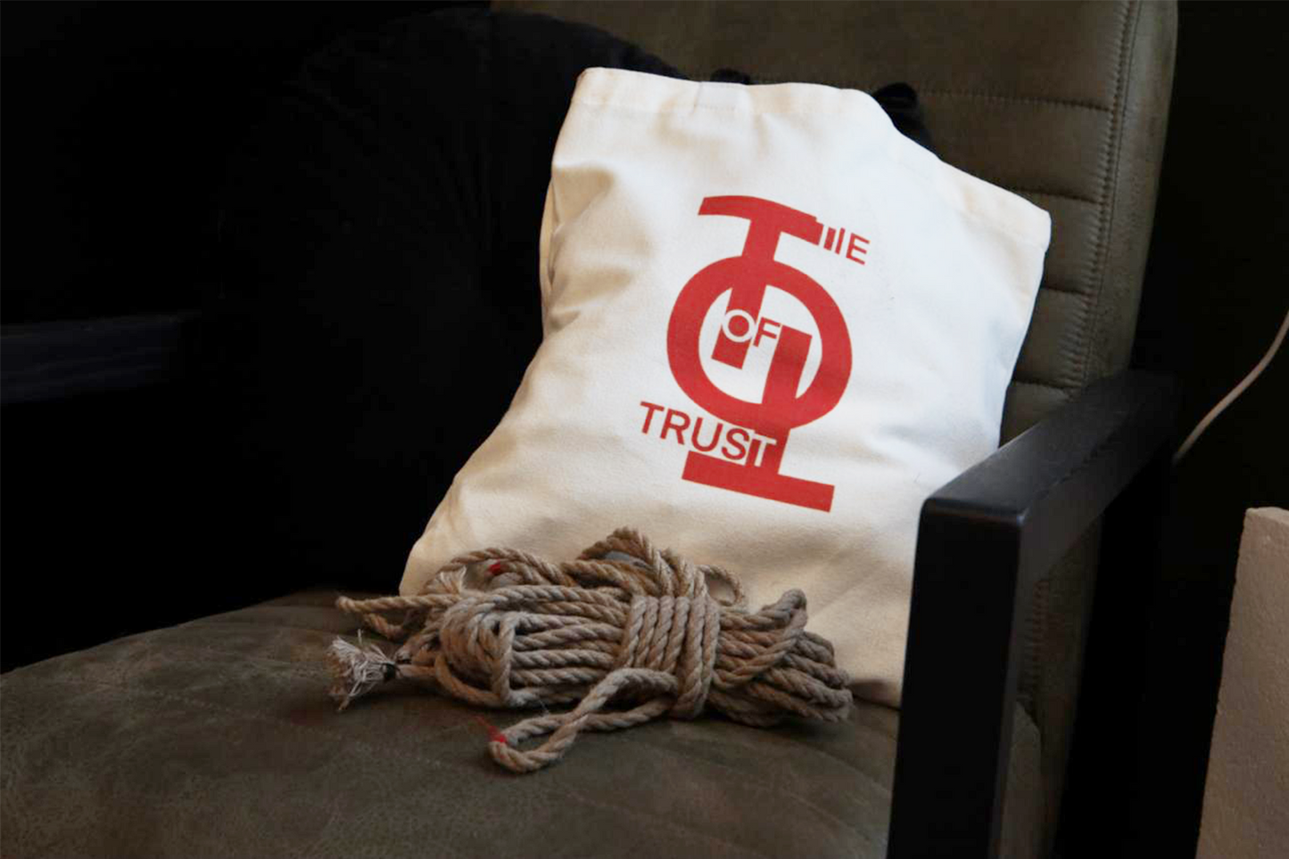 Tie of Trust – Katoenen Tas